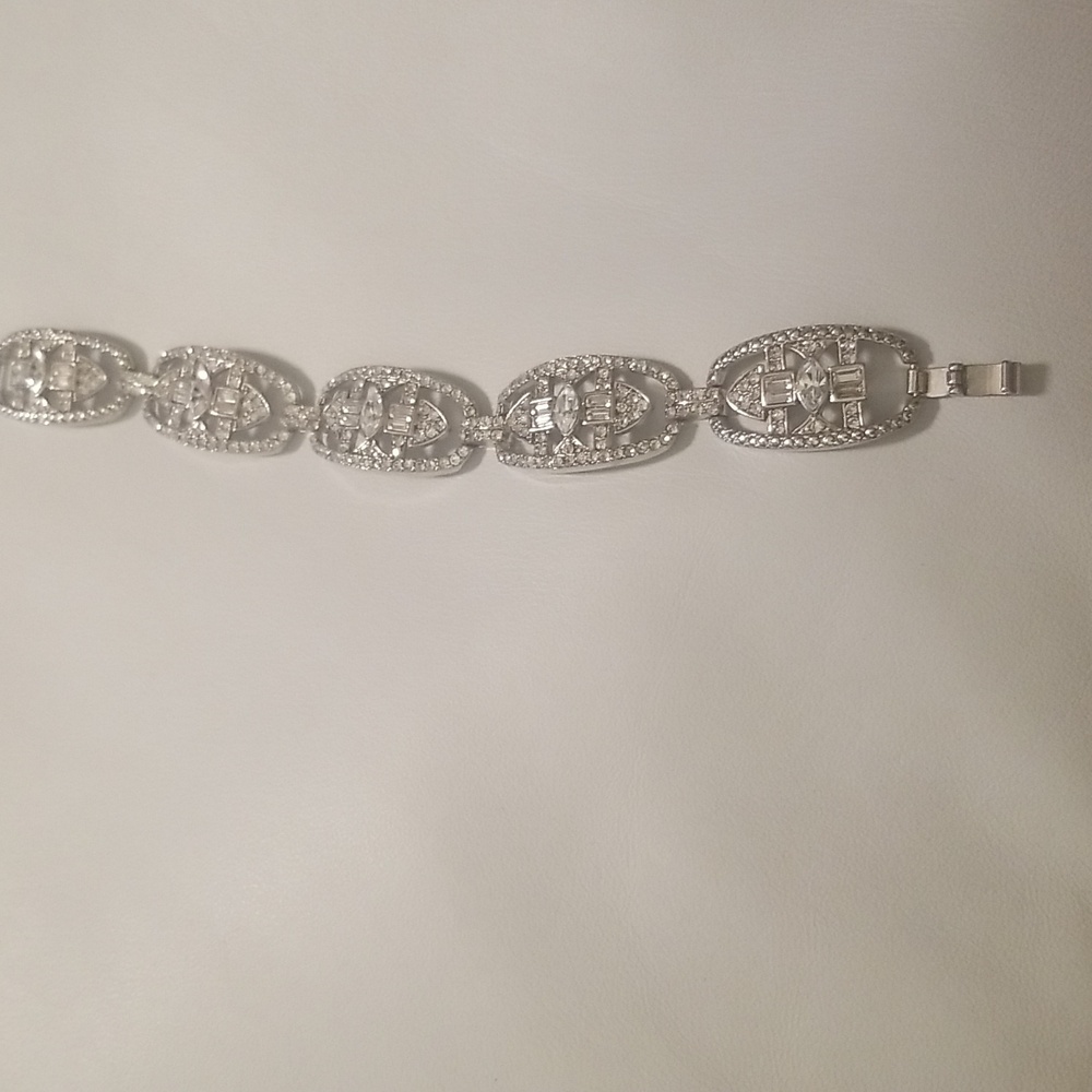Women's Silvertone Bracelet with Simulated Baguette and Rhinestones; 8"